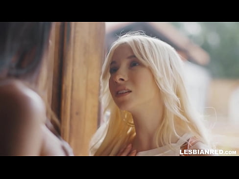 ❤️ Дівчина приходить додому через кілька місяців і в кінцевому підсумку їсть кицьку своєї мачухи ☑ Якісне порно у нас
