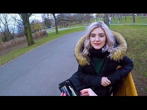❤️ Ковтає гарячу сперму незнайомця за гроші - мінет у парку від Єви Ельфі ☑ Якісне порно у нас